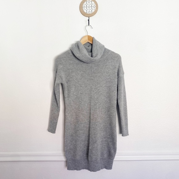 Lulu's Tea Reader Light Grey Sweater Dress Small - Picture 5 of 9